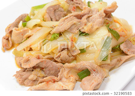 炒美味的泡菜肉類蔬菜 炒美味的泡菜肉類蔬菜 32190583