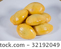 Close up of salak 32192049