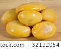 Salacca zalacca 32192054