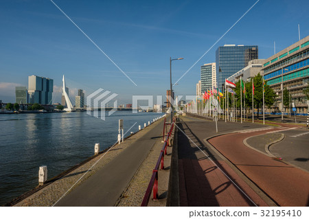 Rotterdam city cityscape skyline  32195410