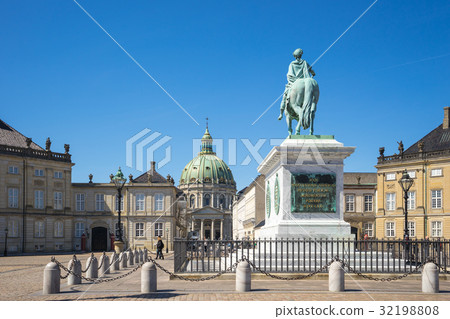The Amalienborg in Copenhagen city, Denmark The Amalienborg in Copenhagen city, Denmark 32198808