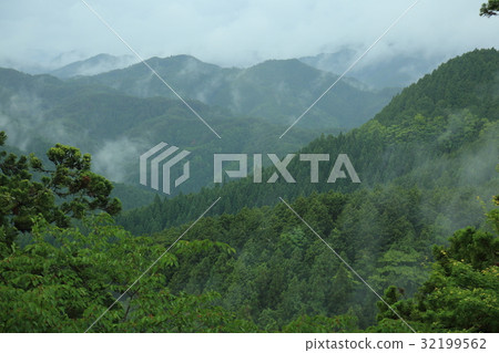 Koyasan in the rain Koyasan in the rain 32199562
