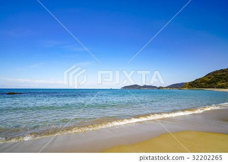 Itoshima Coastline 32202265
