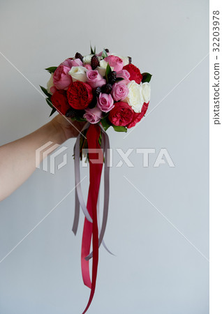 Wedding Bridal bouquet in red, pink, white.Wedding Wedding Bridal bouquet in red, pink, white.Wedding 32203978