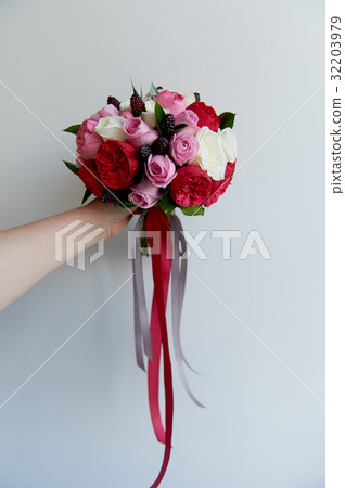 Wedding Bridal bouquet in red, pink, white.Wedding Wedding Bridal bouquet in red, pink, white.Wedding 32203979