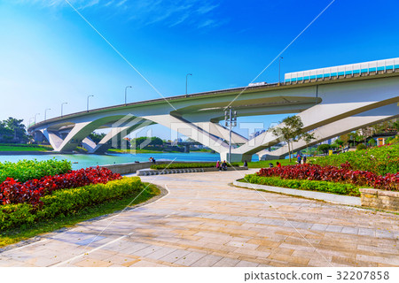 Bitan riverside area in Xindian Bitan riverside area in Xindian 32207858