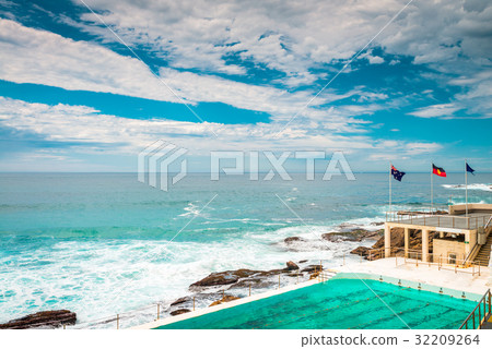 Bondi Beach view at open swimming pool with ocean Bondi Beach view at open swimming pool with ocean 32209264