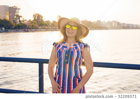 summer holidays, vacation, travel and people summer holidays, vacation, travel and people 32209371