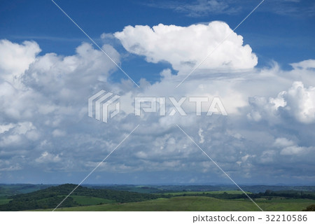 Cloudscape Cloudscape 32210586