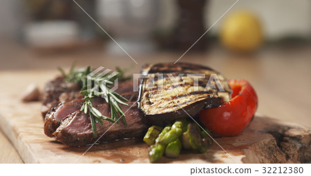 piece of rib eye steak with vegetables piece of rib eye steak with vegetables 32212380