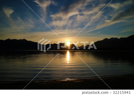 New Zealand Kepler truck 32215941