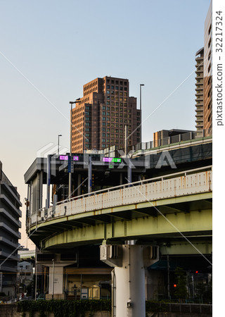 Nakanoshima expressway entrance and high-rise building Nakanoshima expressway entrance and high-rise building 32217324