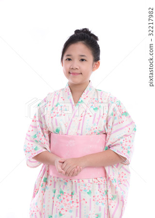 Cute asian girl isolated 32217982