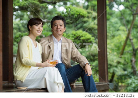 Middle couple travel Japan garden tourism image 32218122