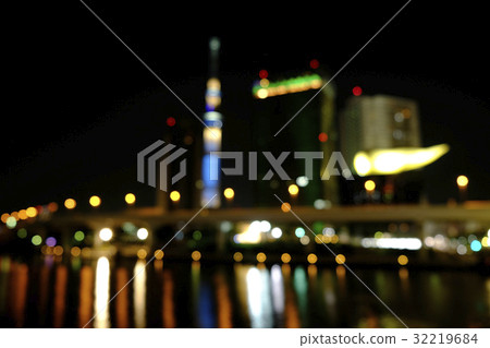 Bokeh lighting on sumida river. Tokyo skytree Bokeh lighting on sumida river. Tokyo skytree 32219684