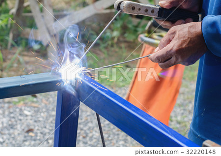Industrial Worker at the factory welding closeup 32220148