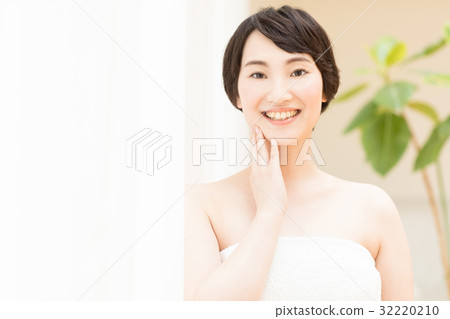 Beauty image · young woman Beauty image · young woman 32220210