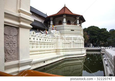 Sri Lanka 32220747
