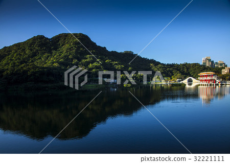 Taipei Taipei 32221111