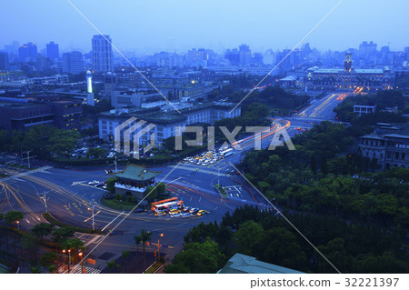 Taipei Taipei 32221397