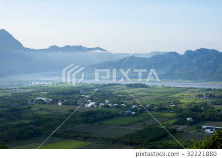 Beautiful Scenery 32221880