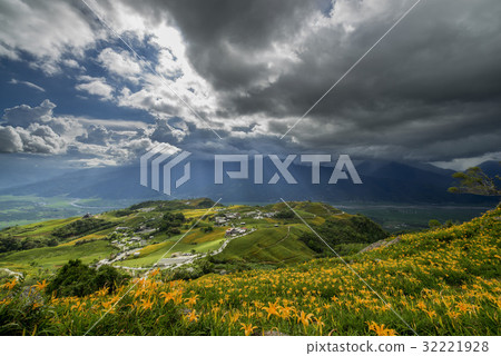 Beautiful Scenery 32221928
