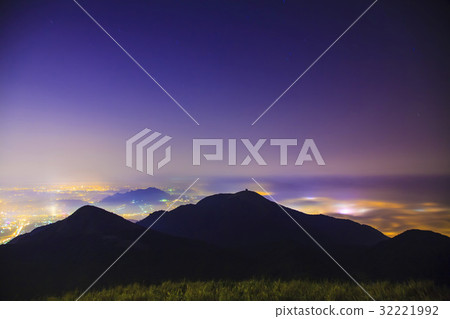 Beautiful Scenery 32221992