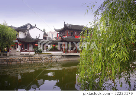 Ancient Town 32223179