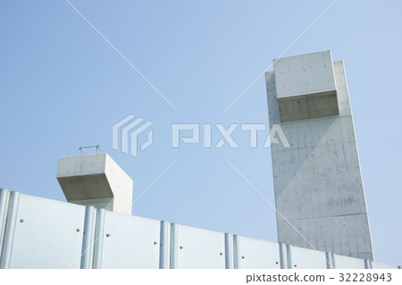 Construction fences and bridge piers for elevated roads 32228943