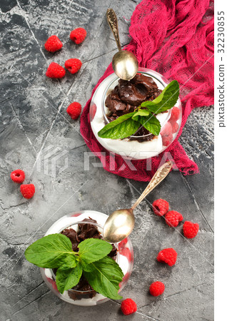 desert 32230855