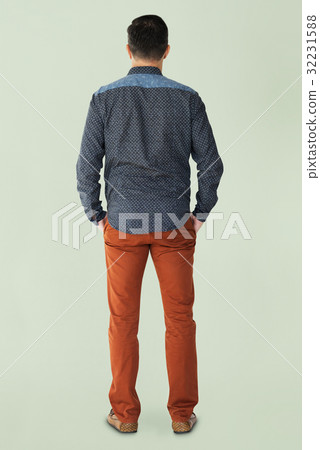 Abstract man studio portrait shooting in rear view Abstract man studio portrait shooting in rear view 32231588