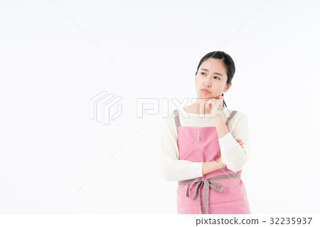 Housewife 32235937