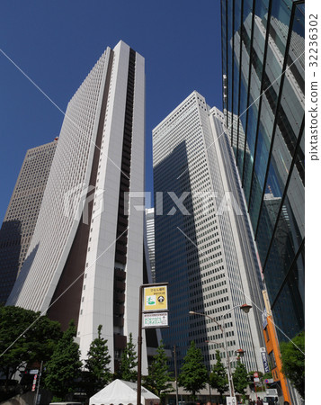 Skyscraper (Nishi-Shinjuku) Skyscraper (Nishi-Shinjuku) 32236302