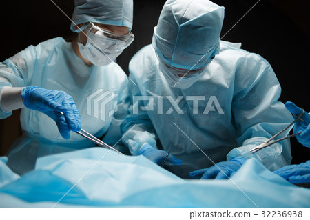 Photo of doctors for surgery Photo of doctors for surgery 32236938