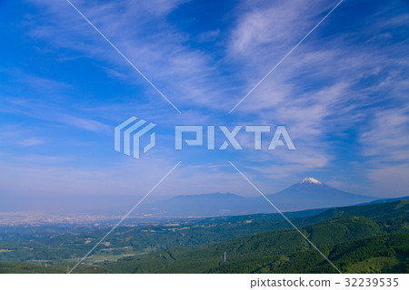 From the Hakone Tokudo Pass in early summer, Mt. Fuji 32239535
