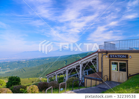 從初夏的箱根Tokudo山口，富士山 32239538