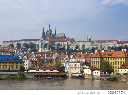 Prague - the old city and Vltava Embankment, the C Prague - the old city and Vltava Embankment, the C 32240374