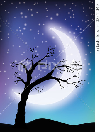 The old tree in the moonlighting The old tree in the moonlighting 32241349