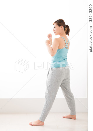 Fitness ladies 32243260