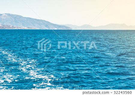 Sea and mountains Sea and mountains 32243560