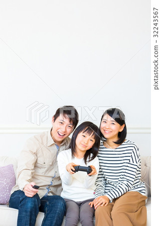 家庭舞蹈家庭玩遊戲我的家 32243567