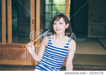 愛撫粉絲的女人 32244176