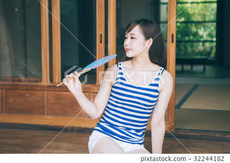 愛撫粉絲的女人 32244182