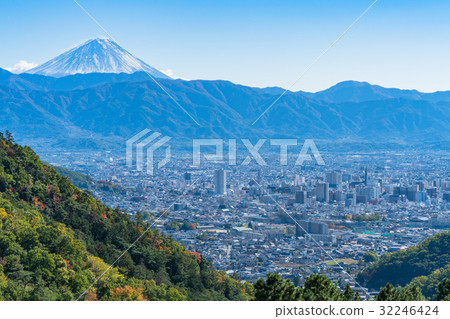 "Yamanashi prefecture" A view over Mt. Fuji and the Kofu Basin 32246424