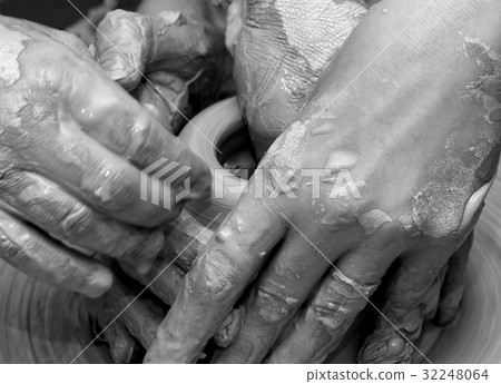 Beginner and teacher process of making clay bowl 32248064