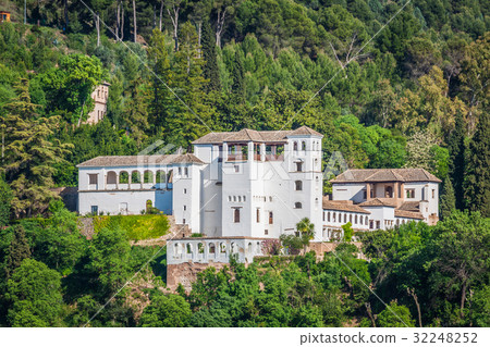 View of the Historical City of Granada Andalucia View of the Historical City of Granada Andalucia 32248252
