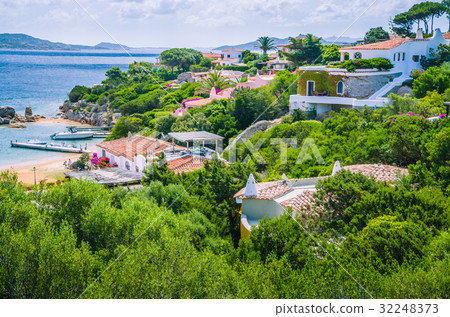 Beautiful costline with white houses and tile 32248373