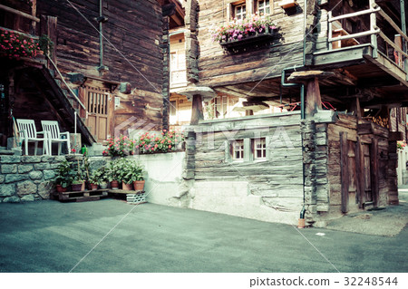wooden houses in Fiesch - Switzerland wooden houses in Fiesch - Switzerland 32248544
