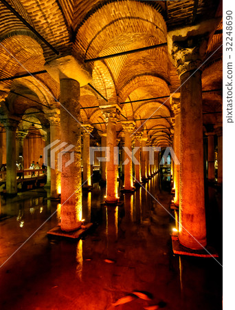 Inside the Basilica Cistern in Istanbul 32248690