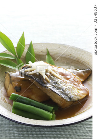 用鯖魚煮熟的味噌6 用鯖魚煮熟的味噌6 32249637